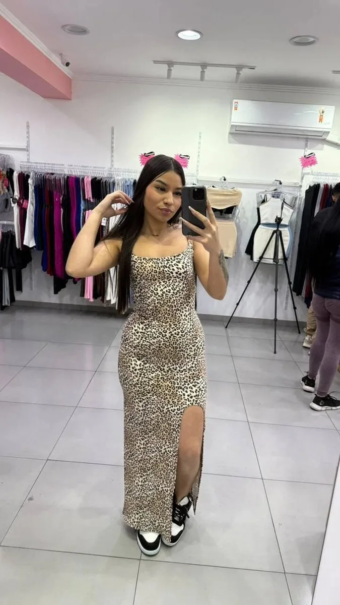 Vestido Longo Suplex Trançado Nas Costas, Levanta Bumbum e Com Fenda Oncinha - foto 1