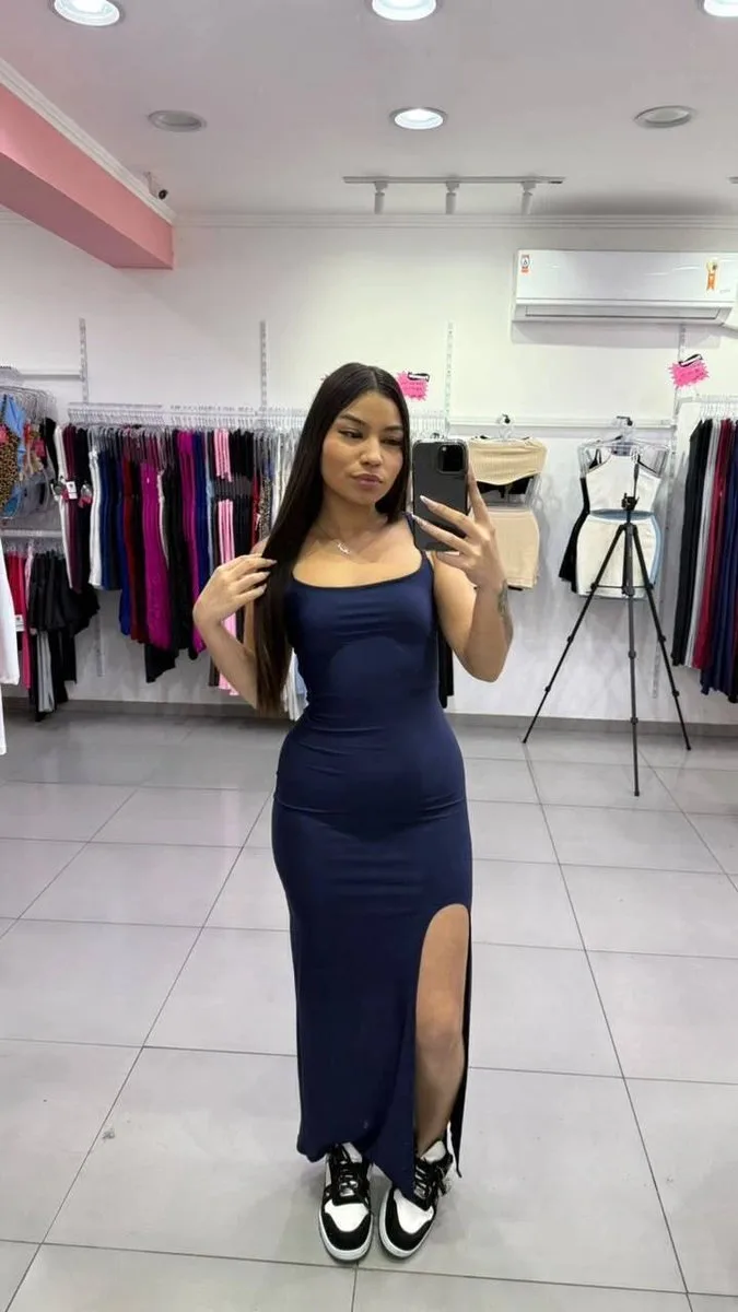 Vestido Longo Suplex Trançado Nas Costas, Levanta Bumbum e Com Fenda Azul Marinho - foto 1