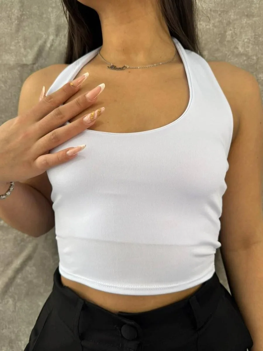 Cropped Estilo Clean Gola Redonda Com Costas Amostra - foto 1