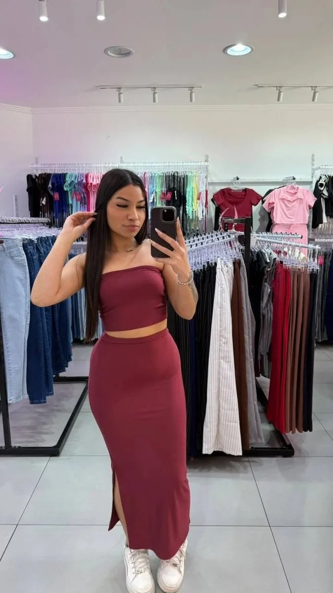 Conjunto Saia Longa Com Top Faixa De Suplex Vinho - foto 1