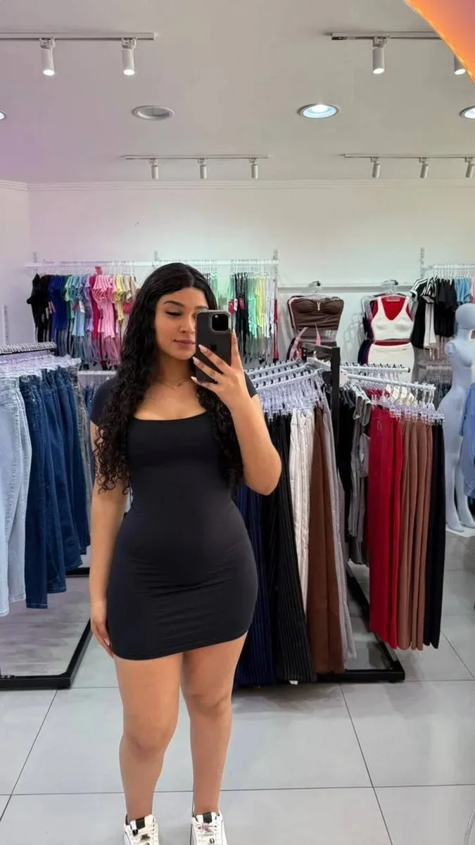 Vestido Luxxo Gola Quadrada Curto Com Bojo Preto - foto 1