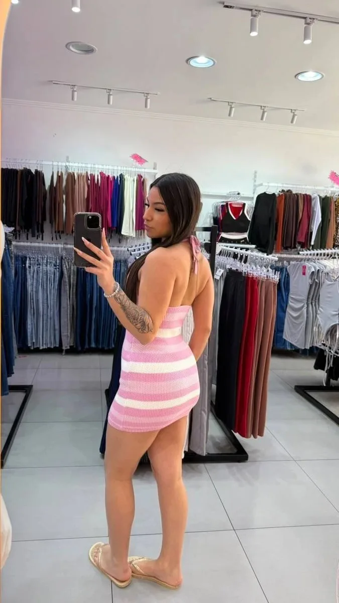 Vestido Luxxo Com Amarração No Pescoço e Detalhe de Listras na Horizontal Branco Com Rosa - foto 2