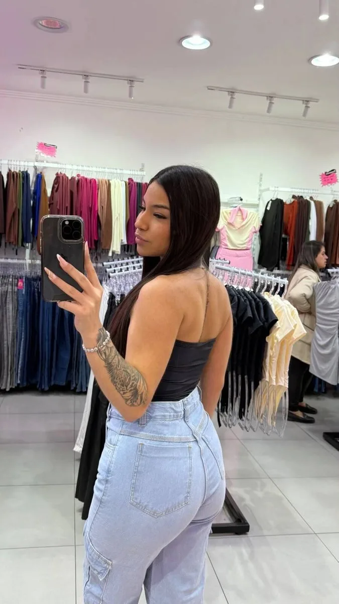 Cropped Tomara Que Caia Torção Frontal Preto - foto 2