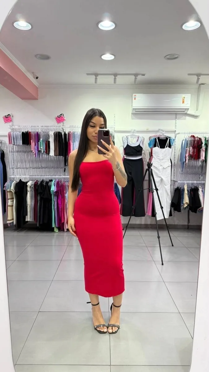 Vestido Pamela Longo E Costas Ajustaveis Vermelho - foto 1