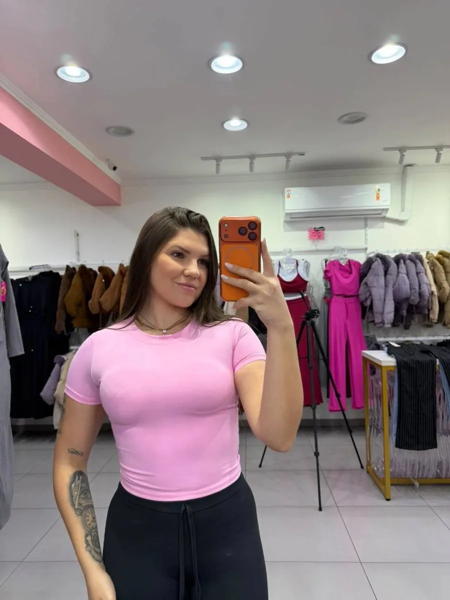 Cropped Poliamida Básico Com Manga Curta Rosa - foto 1