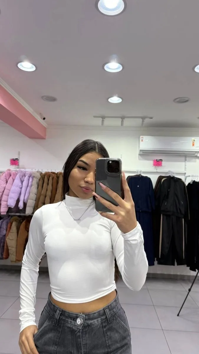 Cropped Suplex Manga Longa E Gola Alta Cor Off White - foto 1