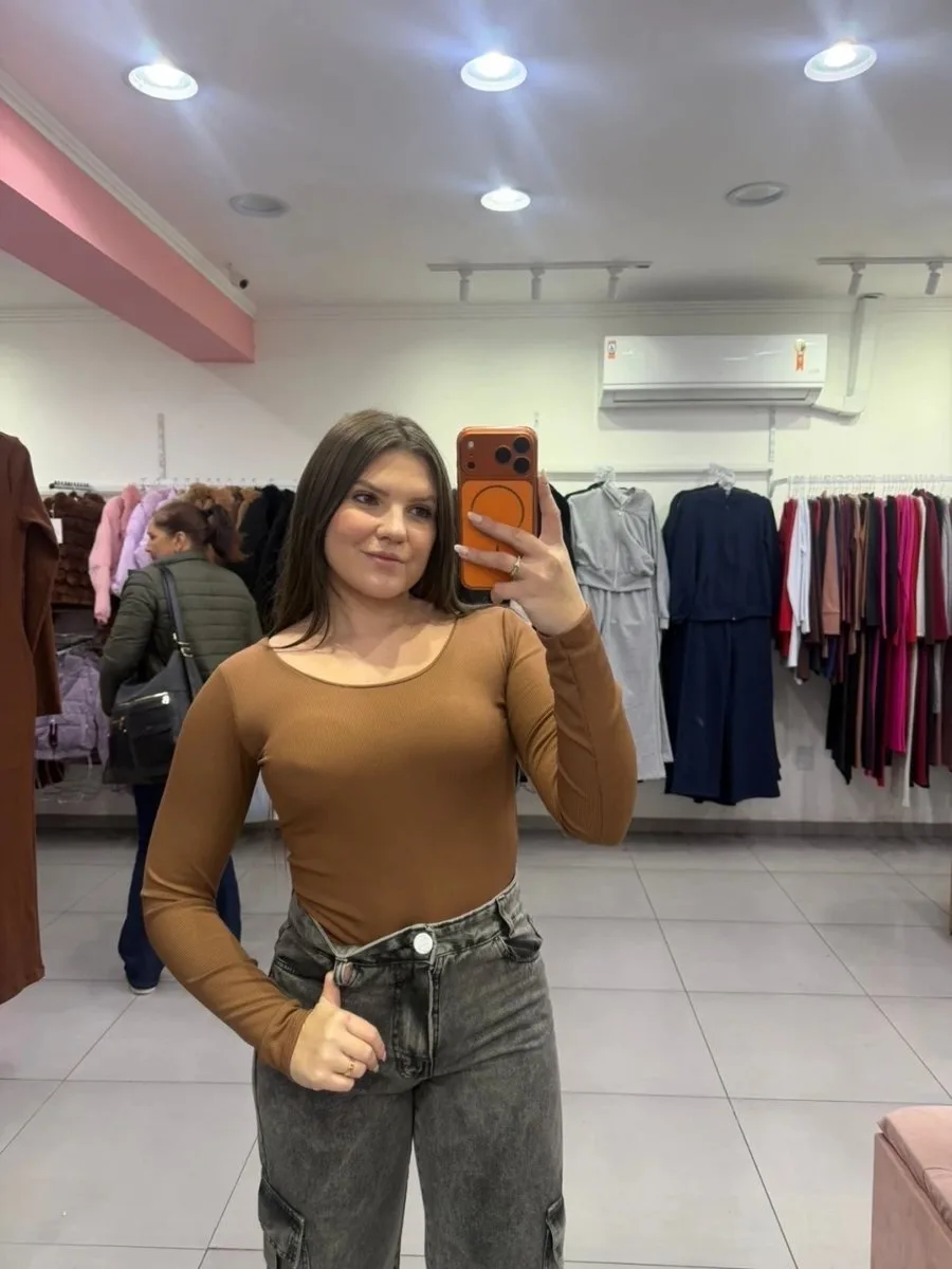 Body Canelado Térmico Trançado Nas Costas Com Manga Longa Marrom Claro - foto 1