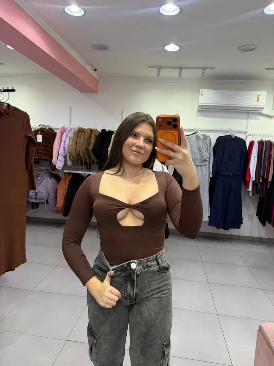 Body Poliamida Com Bojo e Com Detalhe De Abertura Abaixo Do Peito Marrom Escuro : 496 - foto 1