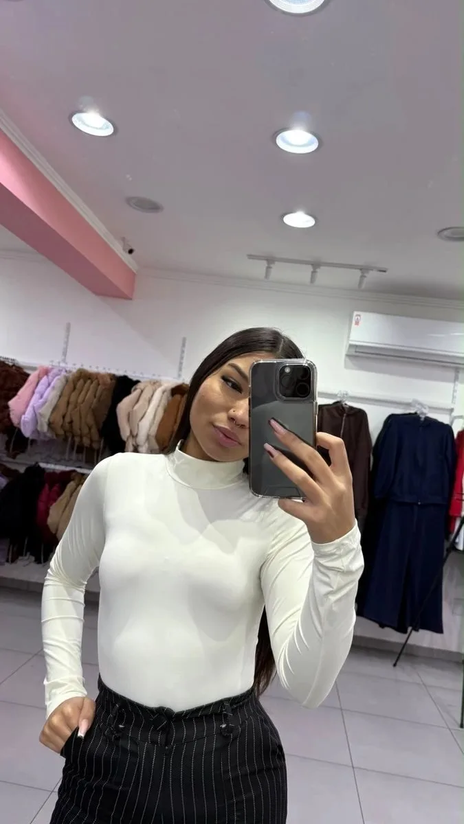 Body Poliamida Com Gola E Manga Longa Off White - foto 1