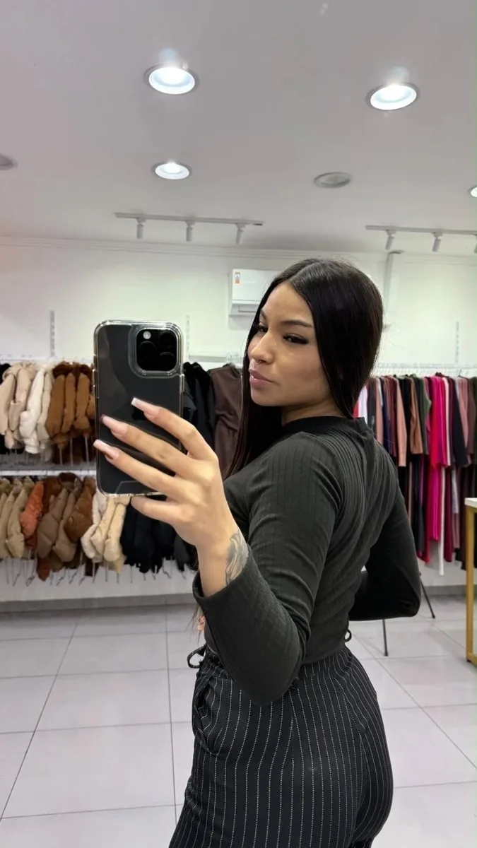 Cropped Canelado Fino Básico - foto 2