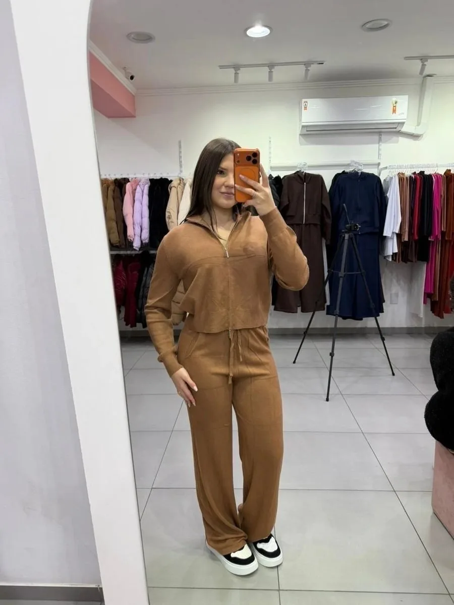 Conjunto Mousse Casaco zíper Com Calça Pantalona Marrom - foto 3