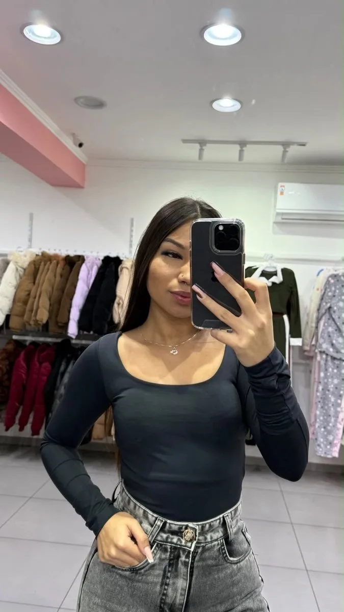 Body Poliamida Com Manga Longa Trançado Nas Costas Preto - foto 1