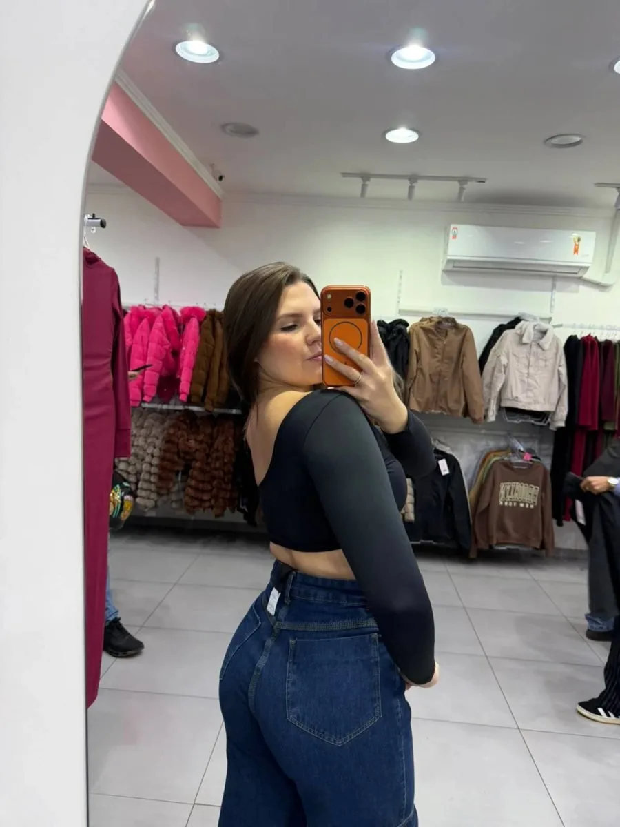 Body Poliamida Com Abertura na Lateral e No Peito Preto - foto 2