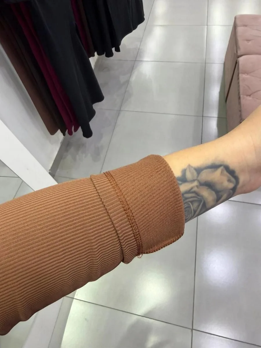 Body Canelado Térmico Com Manga Longa E Gola Quadrada Marrom Claro - foto 3