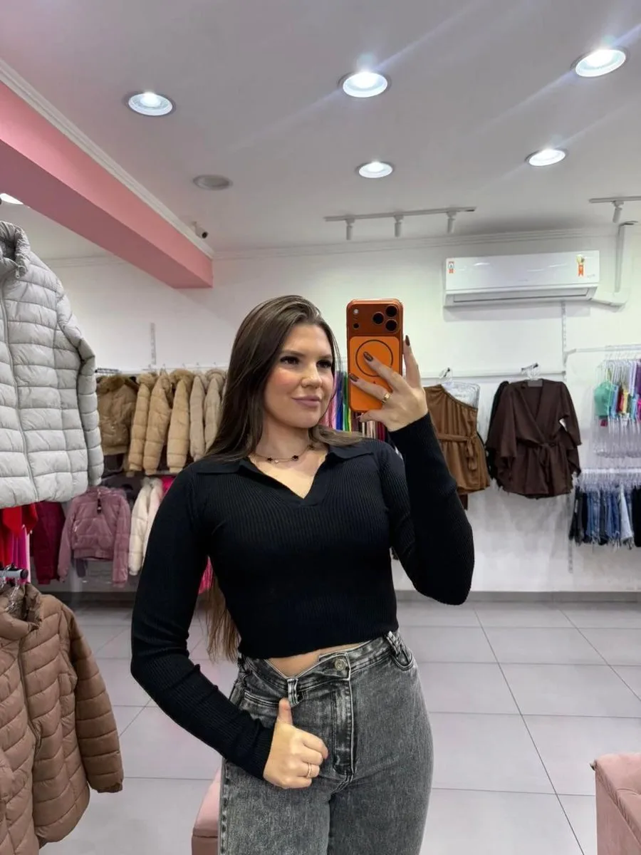 Cropped Modal Mousse Com Manga Longa E Gola Dobrada Preto - foto 1