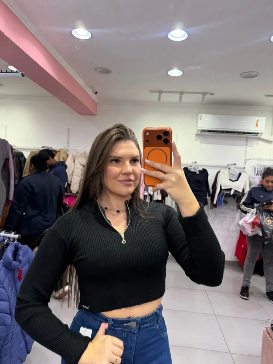 Cropped Luxxo Modal Com Ziper E Punho Dobrado Preto - foto 2