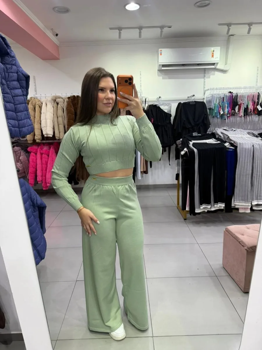 Conjunto Luxxo Cropped Com Detalhes Linhas E Gola Calça Pantalona Verde - foto 1