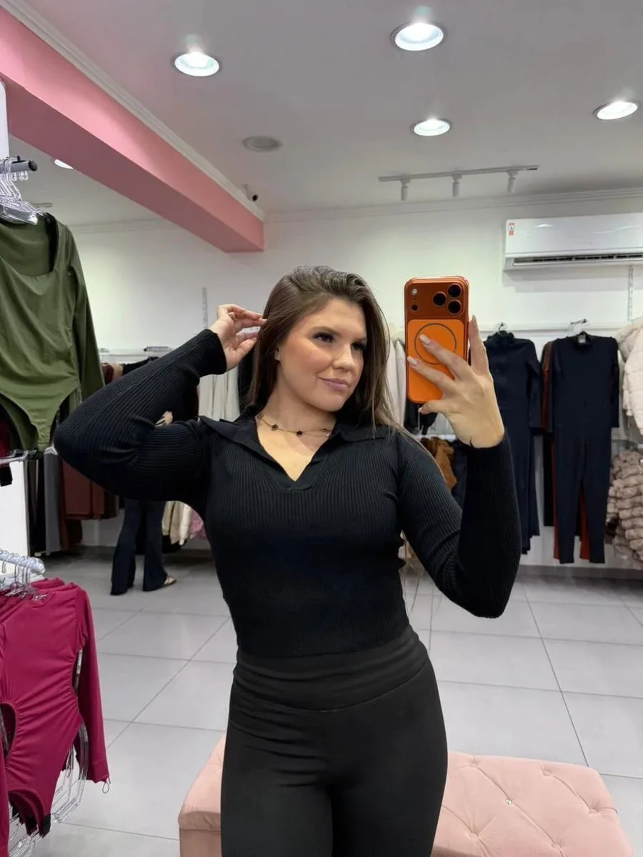 Cropped Modal Mousse Detalhe Na Gola E Manga Longa Preto - foto 1