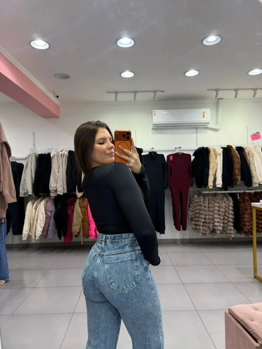 Body Poliamida Com Manga Longa E Gola Quadrada Preto - foto 2