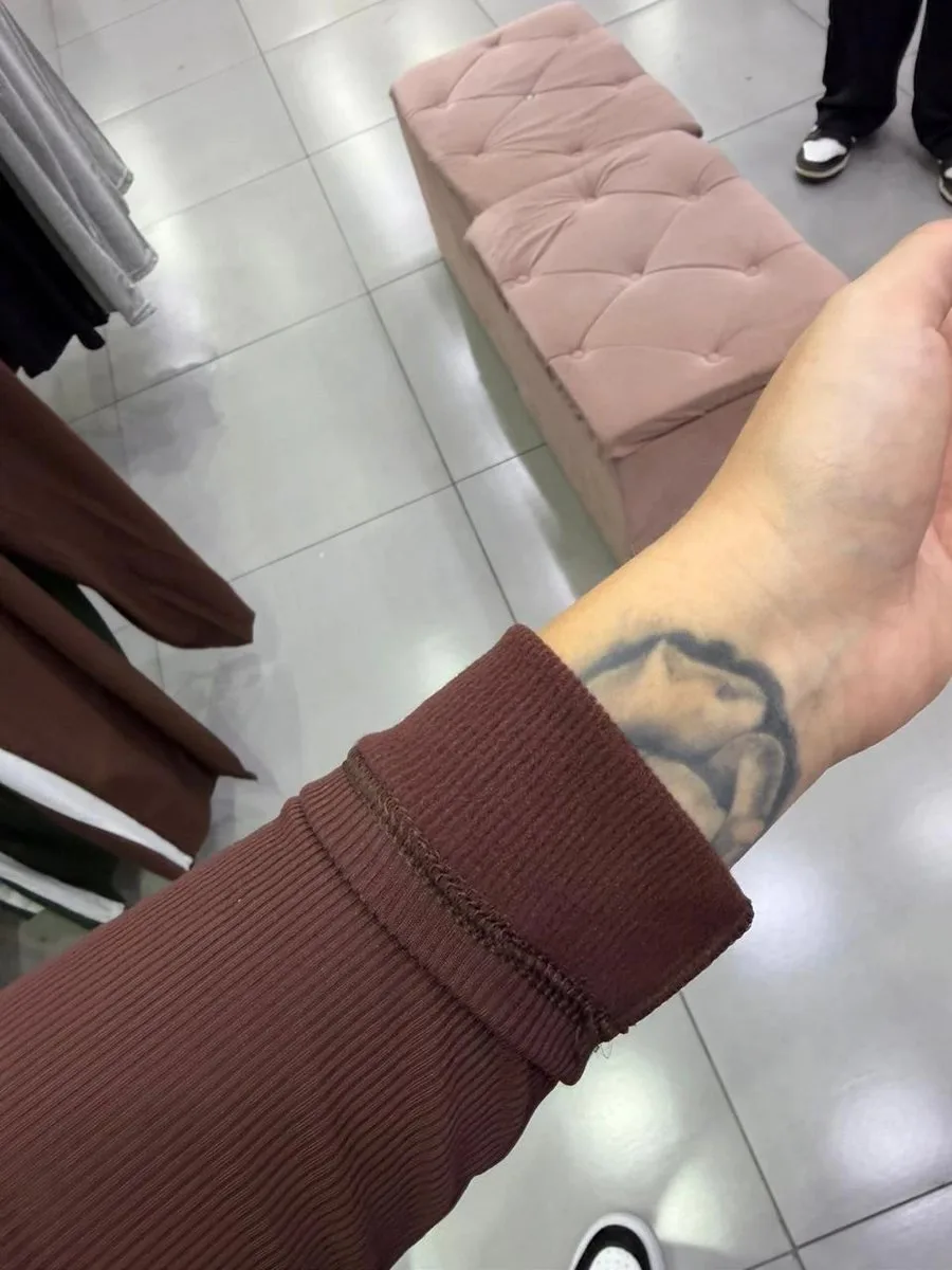 Body Canelado Térmico Trançado Nas Costas Com Manga Longa Marrom - foto 3
