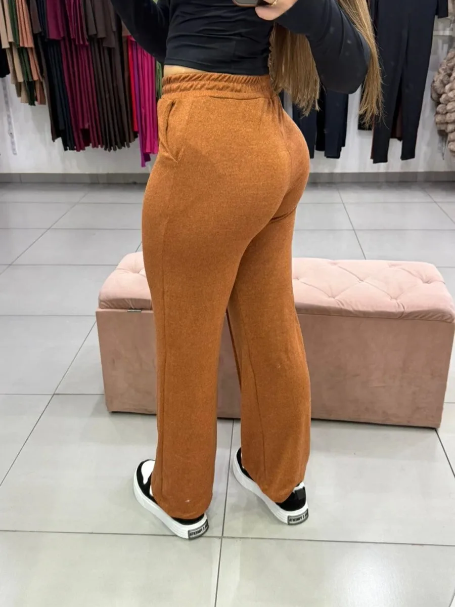 Calça Moletinho Fino Pantalona Bege - foto 2