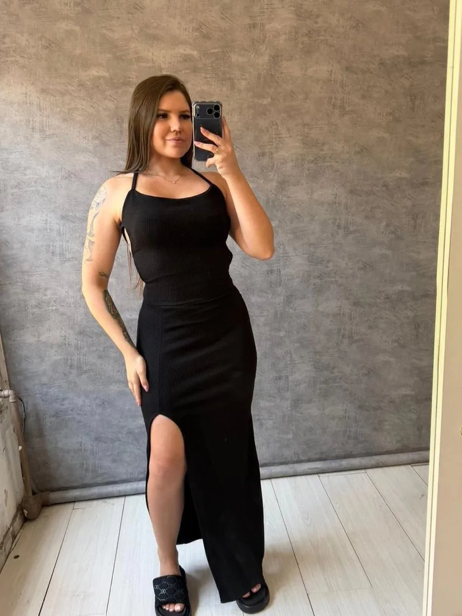 Vestido Atoalhado Longo Trançado Nas Costas E Fenda Preto - foto 1