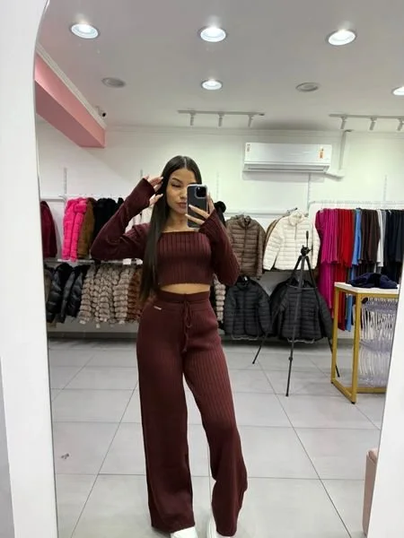Conjunto Luxxo Modal Mousse Cropped Gola Quadrada E Calça Pantalona Cordinha De Regulagem Bordo